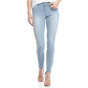NWT Jessica Simpson Kiss Me Ankle Skinny